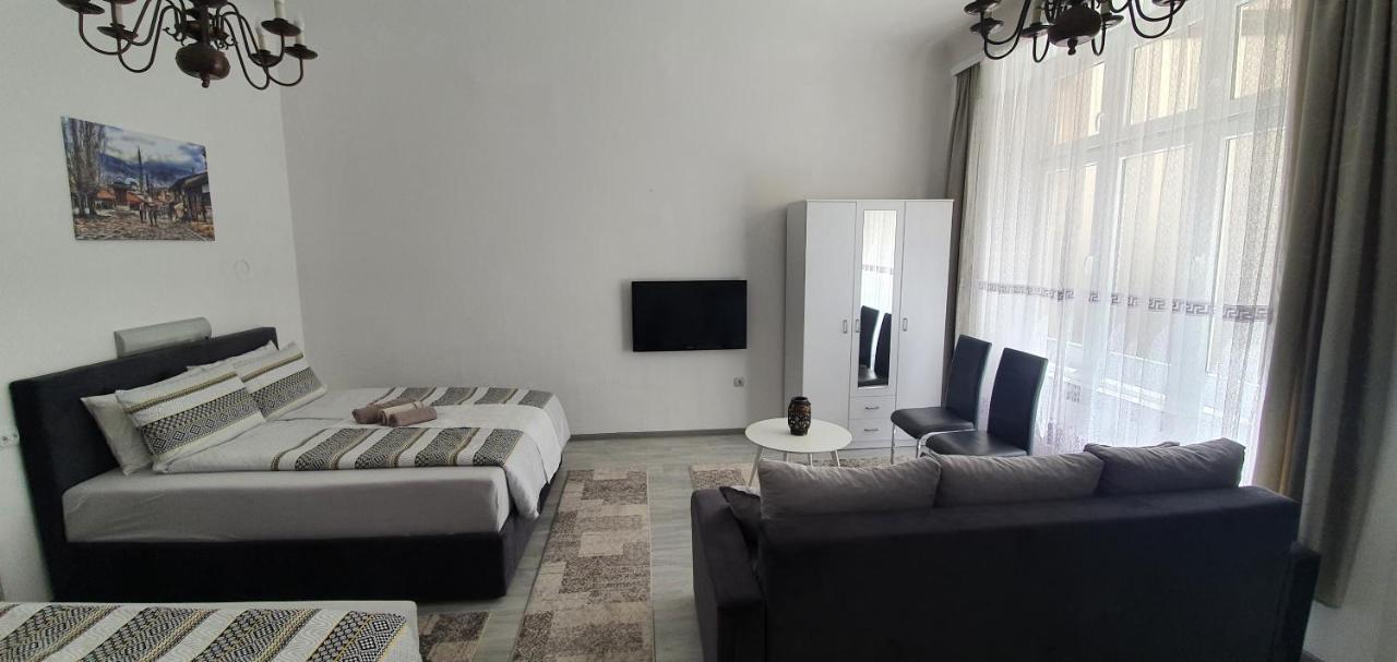 Ferhadija A&E Apartment Sarajevo Luaran gambar