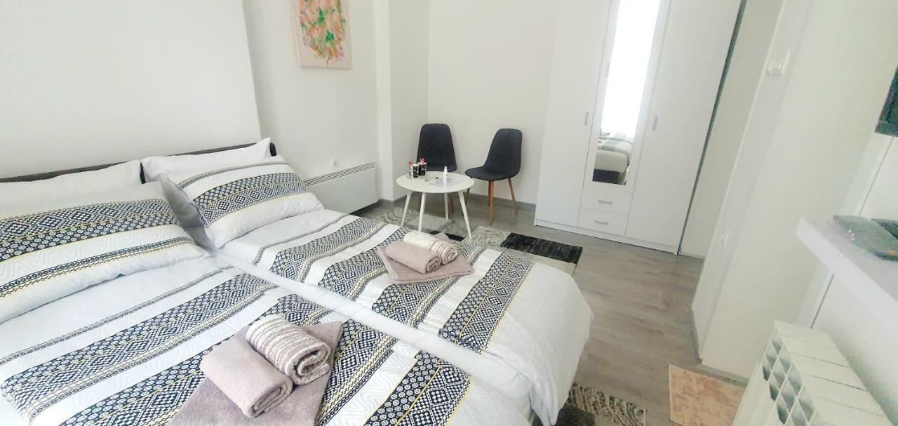 Ferhadija A&E Apartment Sarajevo Luaran gambar