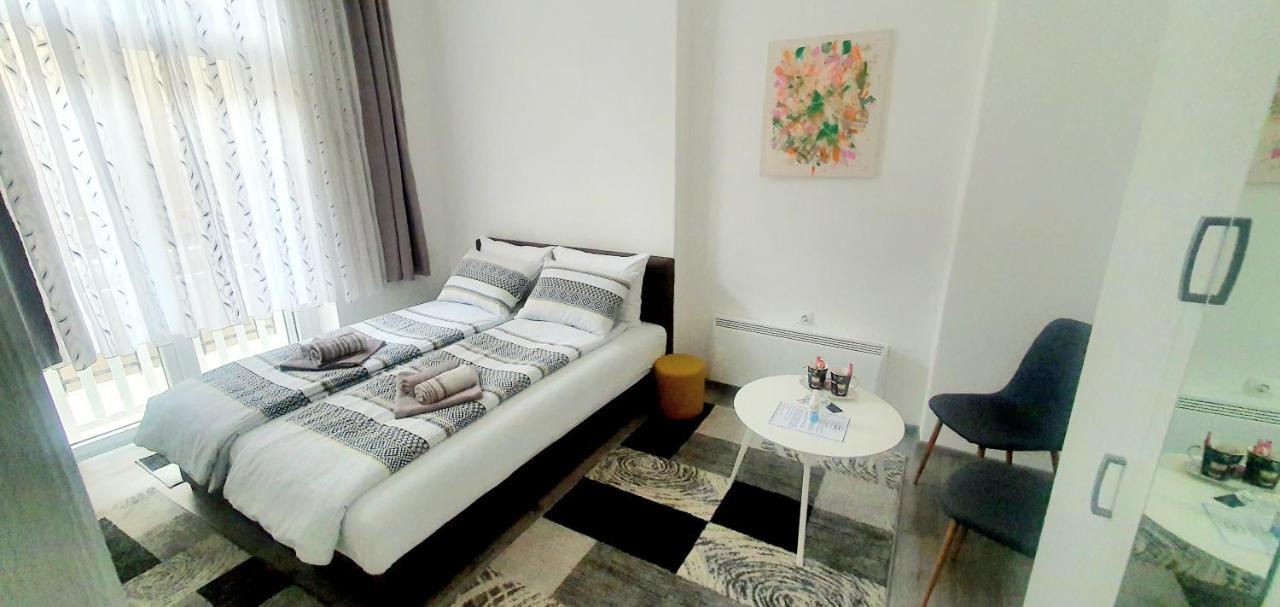 Ferhadija A&E Apartment Sarajevo Luaran gambar
