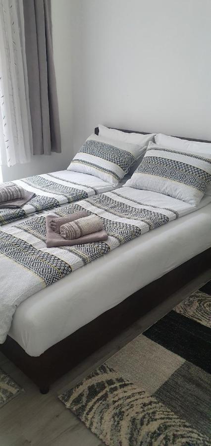 Ferhadija A&E Apartment Sarajevo Luaran gambar